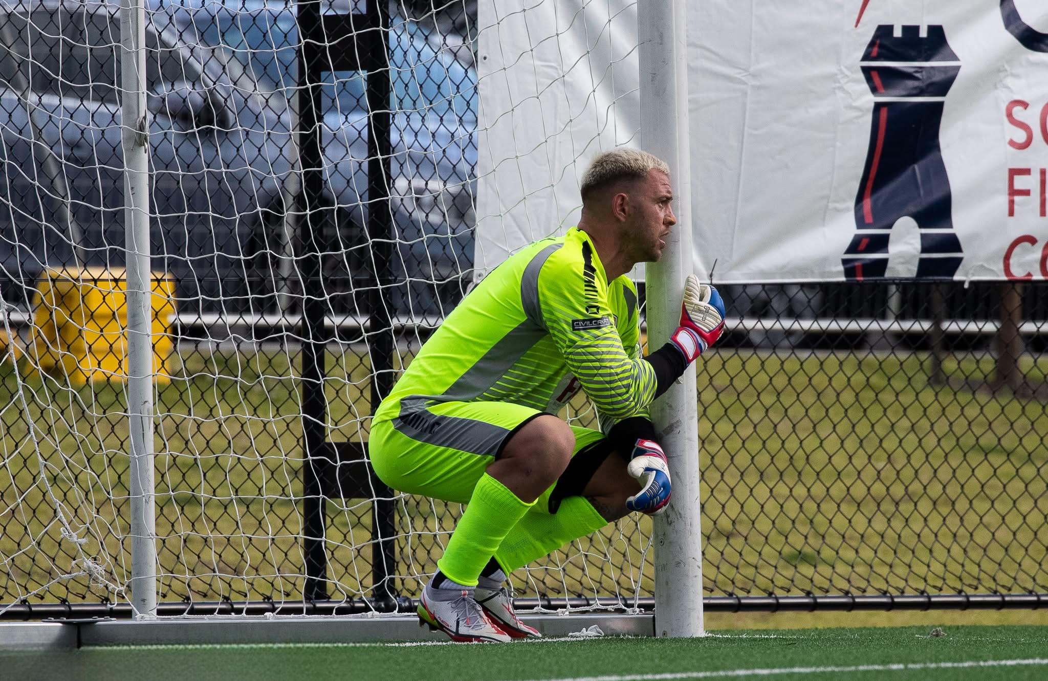 Coach - The Keeper Series